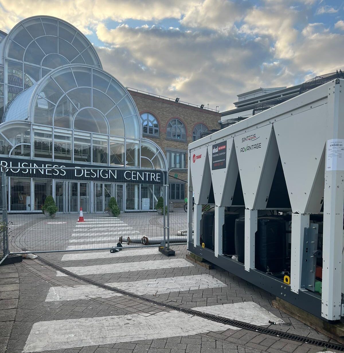 chiller hire for hotel in london