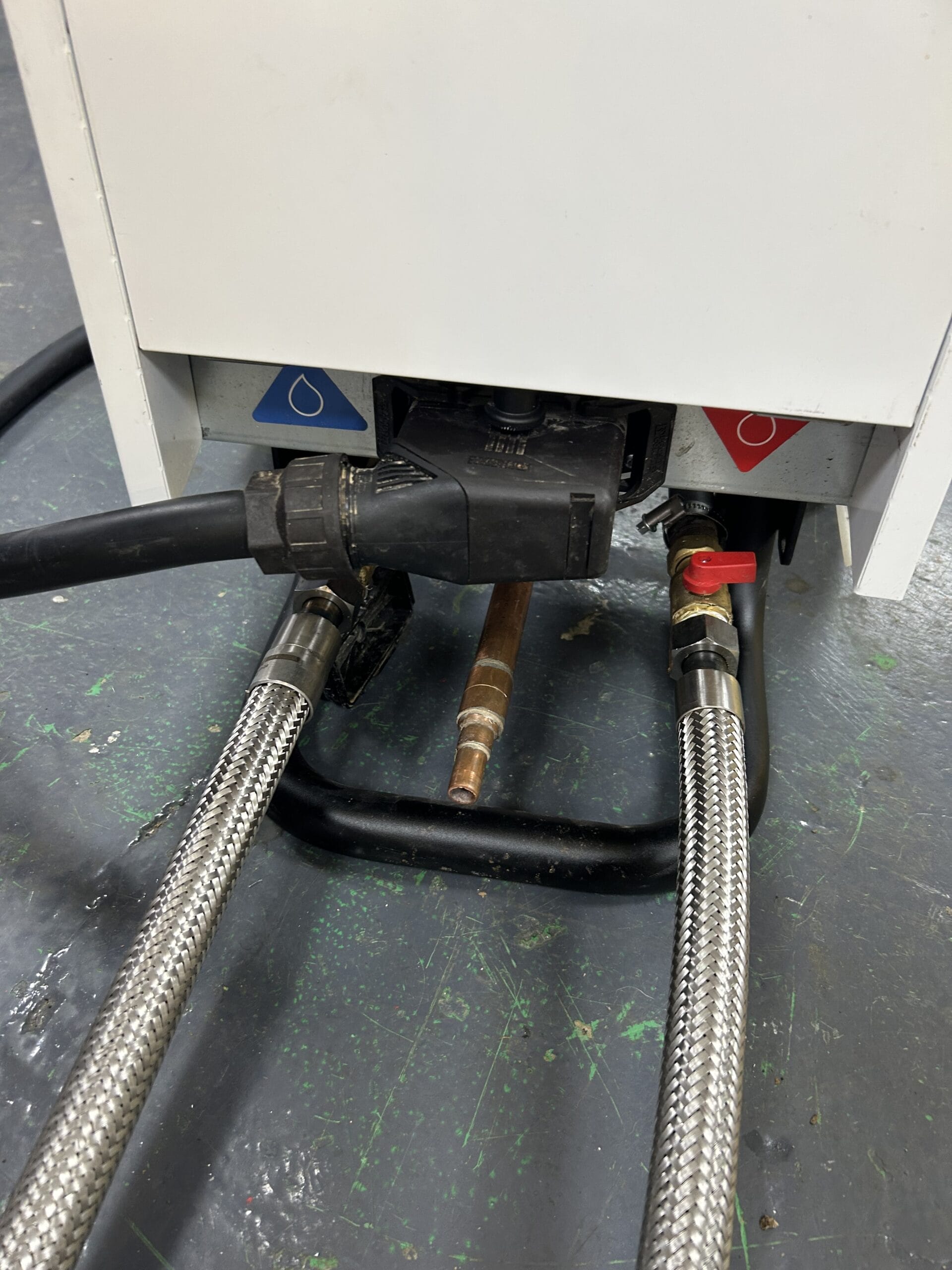electric boiler hire connections